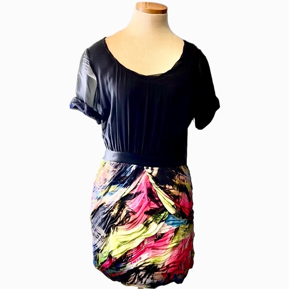 Diane Von Furstenberg Multicolor Print Ruched Mini Dress, size 10 - Picture 3 of 12